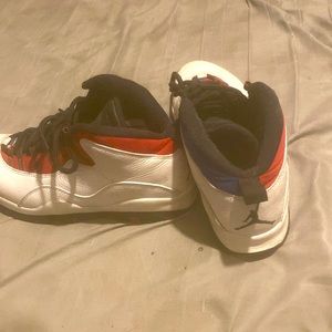 Jordan’s size 12/13